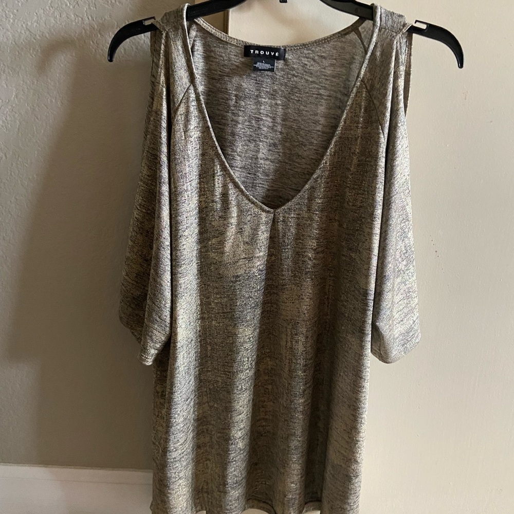Trouve cold shoulder top